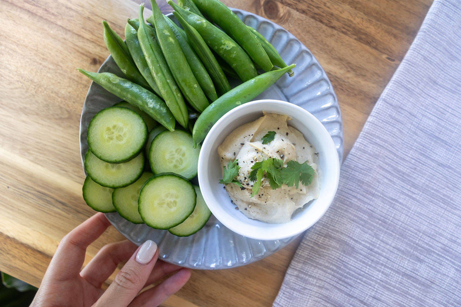 hummus dip snack