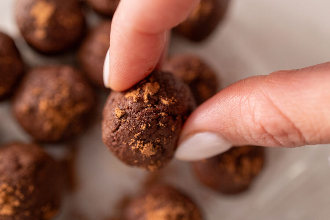 healthy chocolate protein truffles