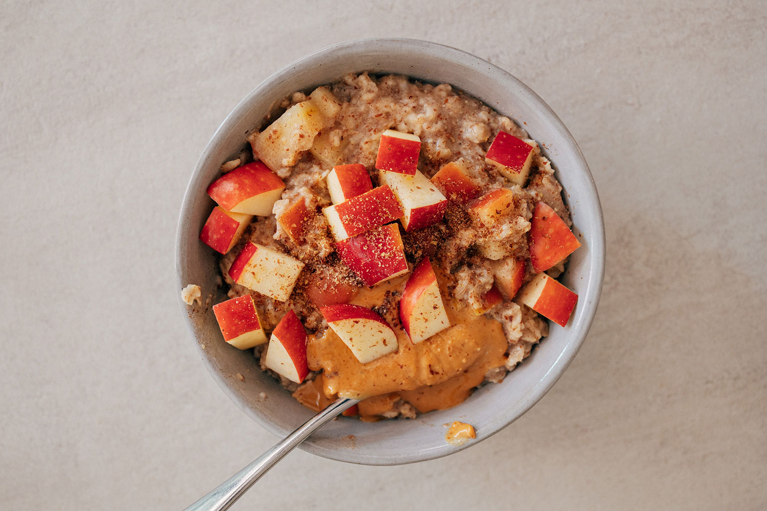 apple cinnamon oatmeal with anti-inflammatory twist